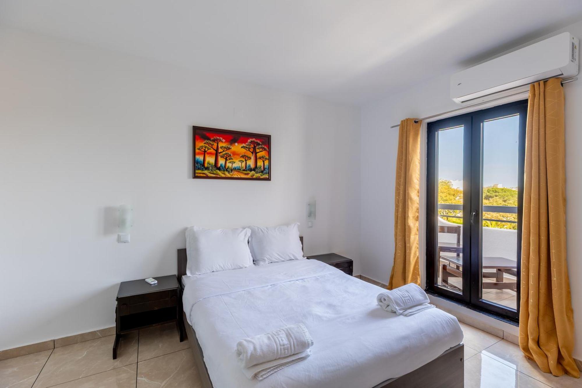 Magna Oura Hotel Albufeira Exterior photo